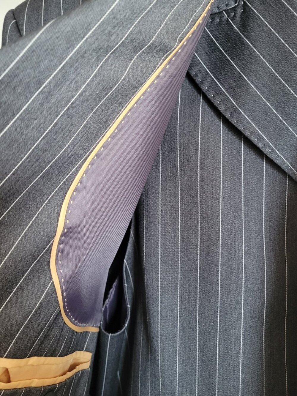 J Ferrar of Italy 3-Piece Charcoal Pinstripe Suit (Size: 42 R /35 W) - Picture 10 of 15